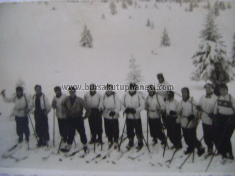 Uludağ yarış takımı 1948 Mustafa Alaş, Ferruh Ulukardeşler, fahri otel sahibi
