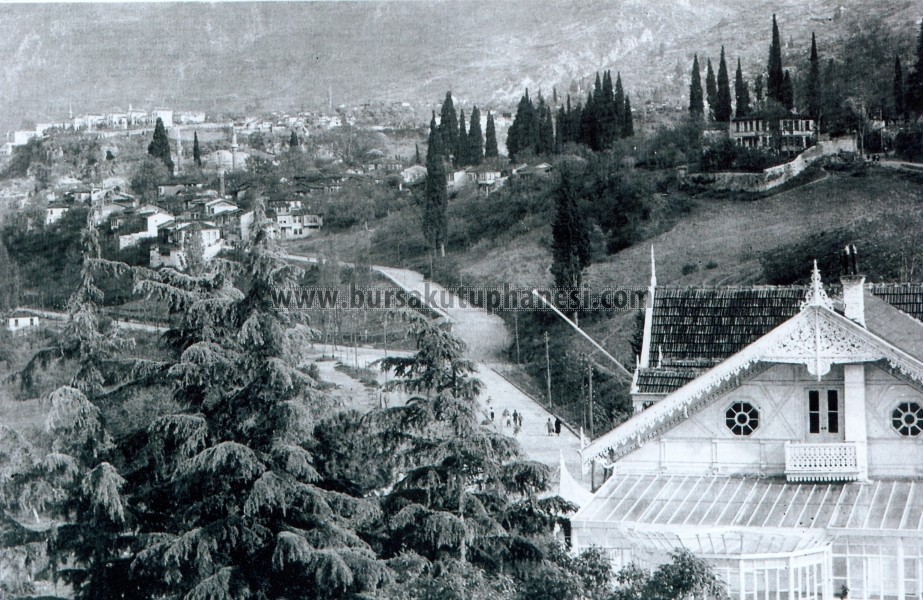 Altıparmak Caddesi