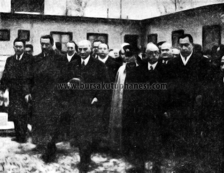 Atatürk'ün 1938 Bursa Gezisi