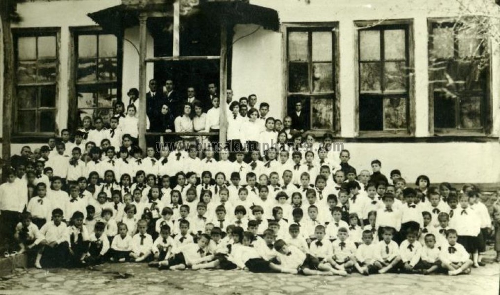 23 nisan 1931 Emir Buhari İlkokulu