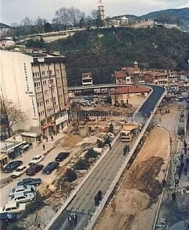 Çatalfırın üst geçit yolu.