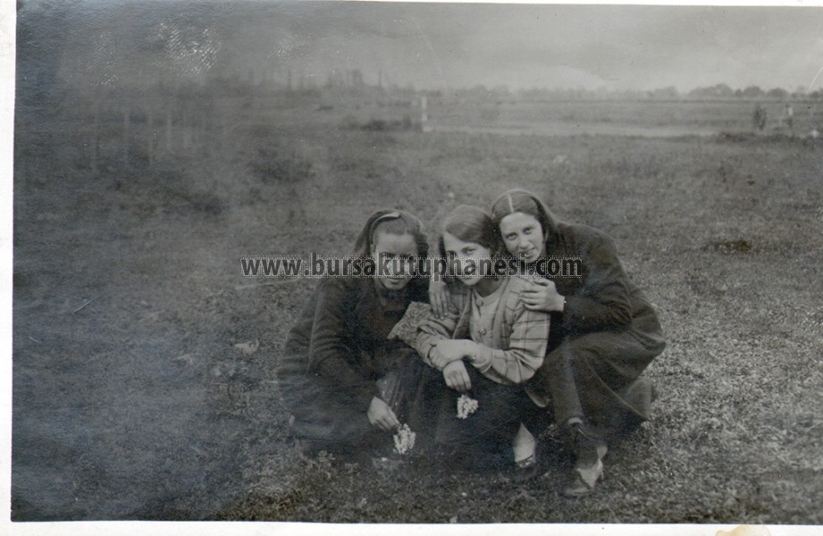 Sukran-Haksal-ve-arkadaslari-1930