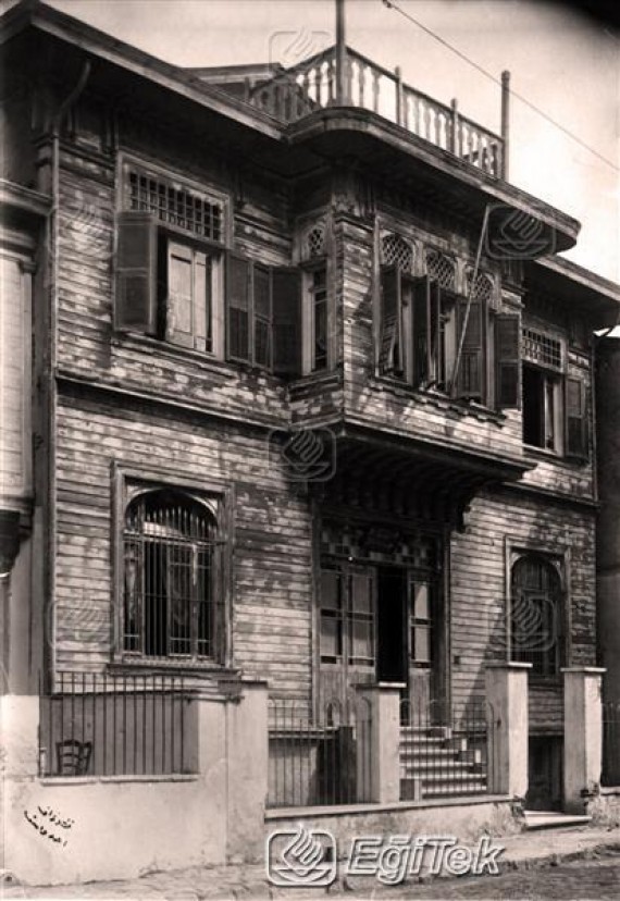 Bir Okul binası dış görünüm, 1926