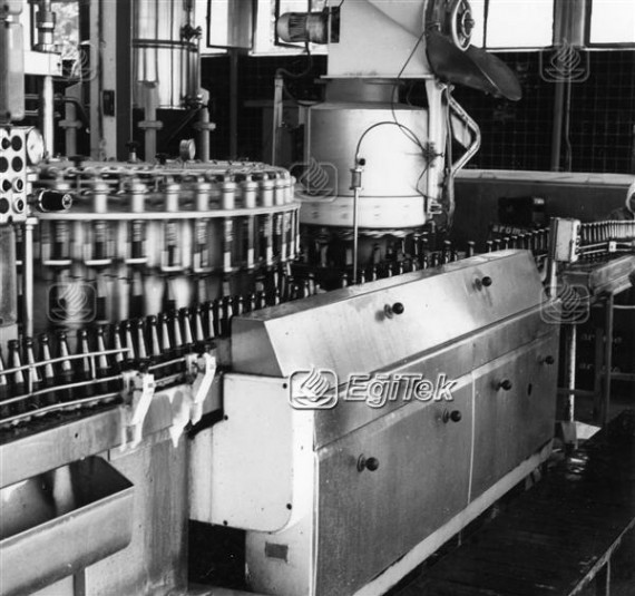 Aroma Meyve Suyu Fabrikası Şişelerin Doldurulması 1983