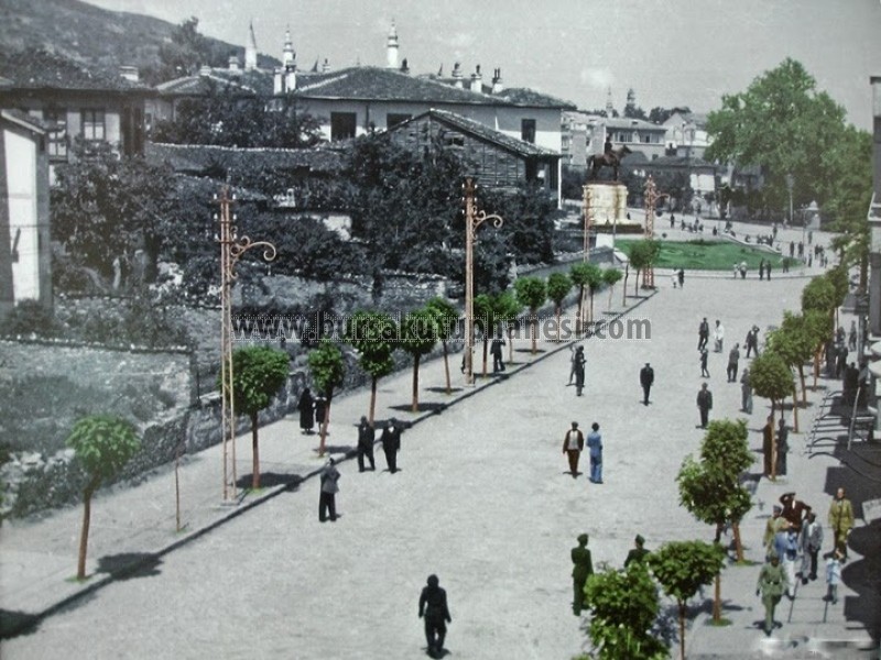Bursa - Heykel Meydanı.