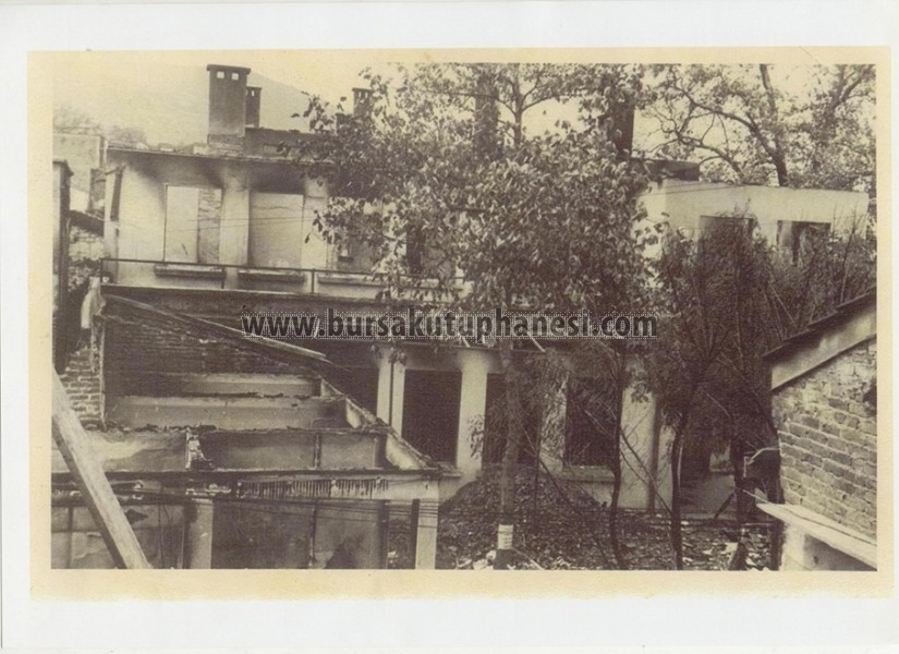 1958-Kapalicarsi-yangini-sonrasi-Ticaret-Borsasi-2