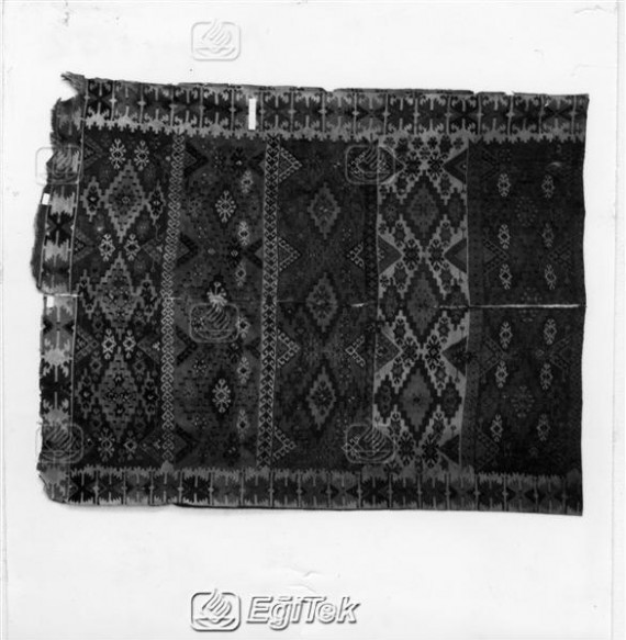 Arkeoloji Müzesinde Kilim 1983