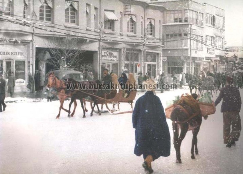 Atatürk caddesi-Kar- Fayton