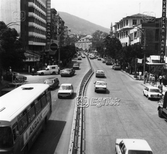 Atatürk caddesi, 1983