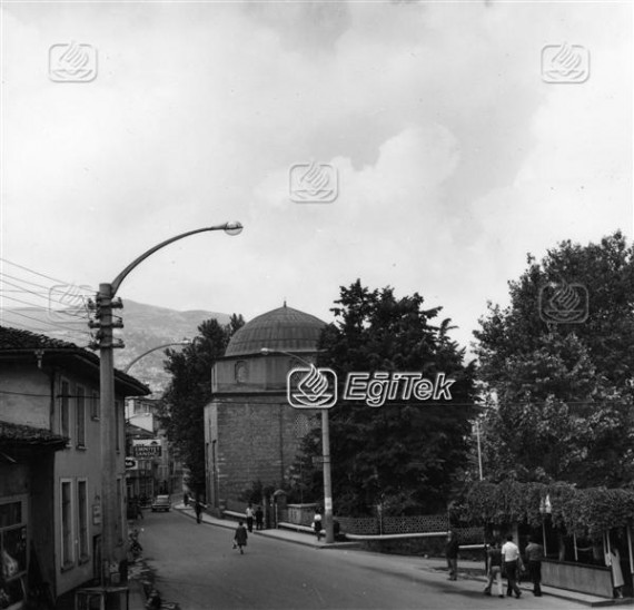 Yeşil Cami, 1972
