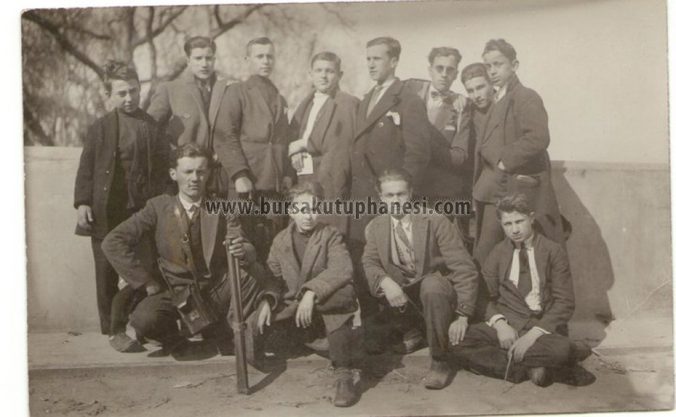 Maksem köprüsü, mektepten kaçanlar 20.3.1929 