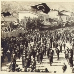 Bir Cumhuriyet Bayramı kalabalığı