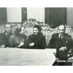 Atatürk ve Bursa- Halkevinde yapılan Bursa'lılar gecesinde. (26 Mart 1937)