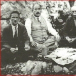 1927 bir piknik anısı.Soldan 2.İsmail Kağıtçıbaşı,Cemal Duraner,Aktar Fahri Kurşun