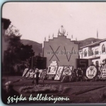 Heykel - Cumhuriyet'in 15. yılı.