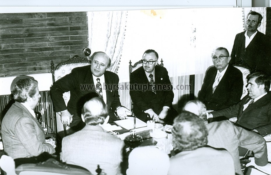 6-Suleyman-Demirel-Huseyin-SungurIhsan-Sabri-Soyleyengil-Cemal-Gulahli-Suleyman-Bezir-05.05.1975