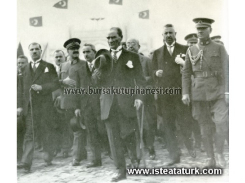 Atatürk ve Bursa- 1927 Sonbaharında Bursa