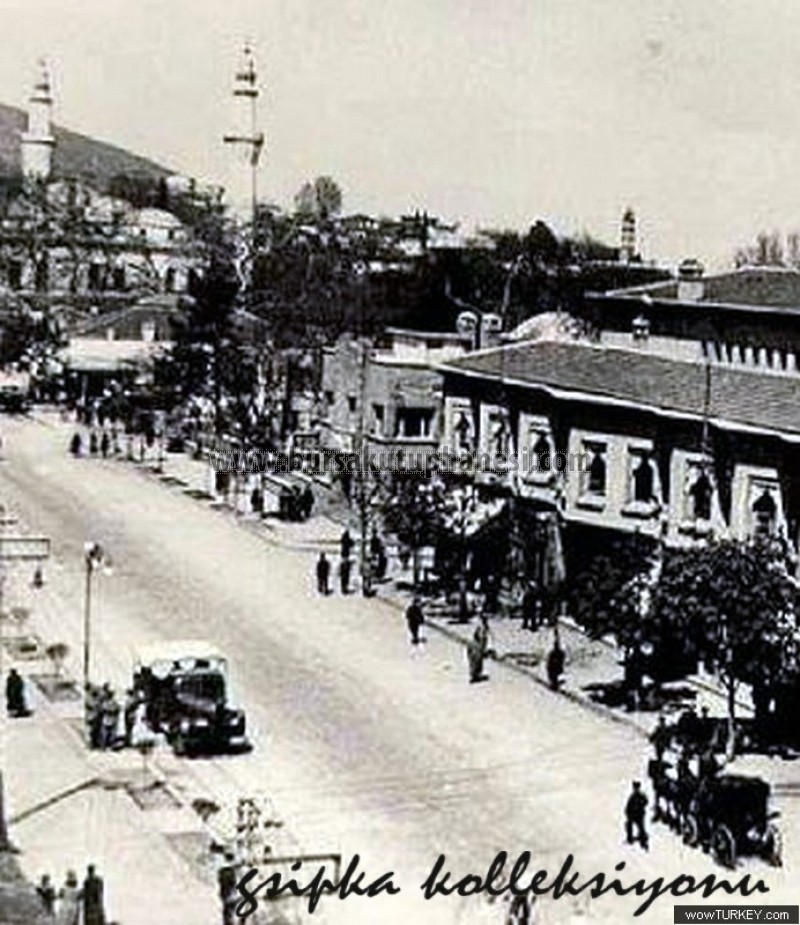 Atatürk caddesi- Ulucami- Arabalar- tayyare