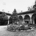 Yeşil Cami Medresesi ve İç Avlu 1972