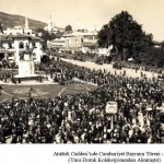 Atatürk Caddesi'nde Cumhuriyet Bayramı Töreni